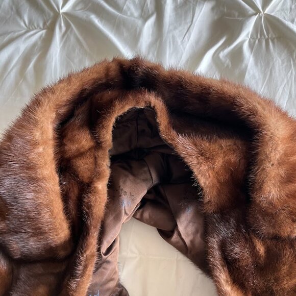 Genuine Mink Stole - Chocolate Brown - One Size Fits All - Picture 2 of 5